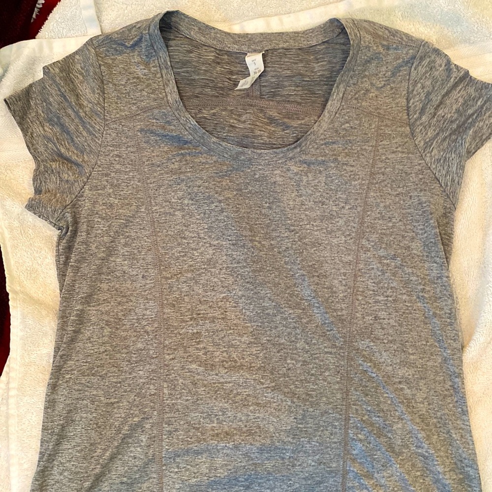 Very lightweight and comfortable work out Tee